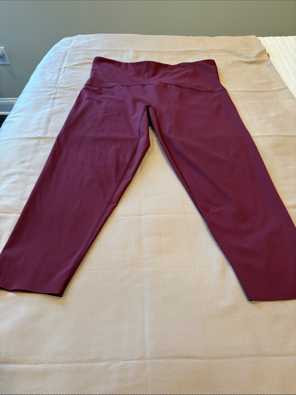 SPANX High-Waist Cropped Leggings - Burgundy